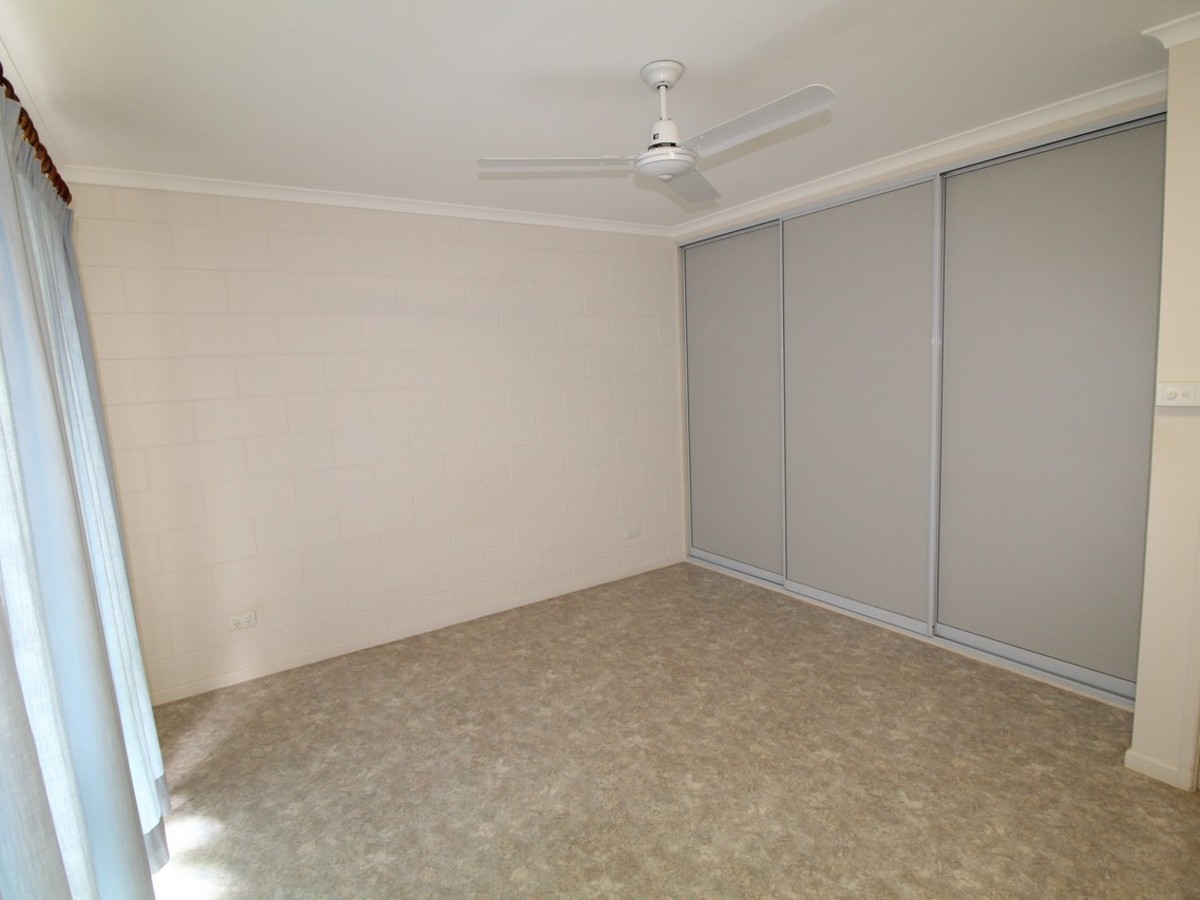 7 Goldview Street, Atherton