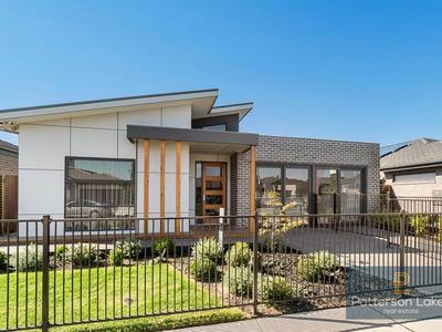 15 Erindale Street, Cranbourne West