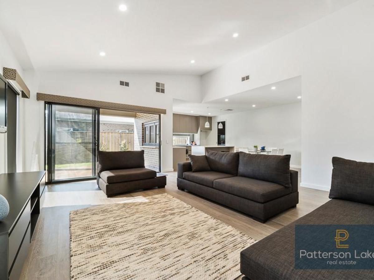 15 Erindale Street, Cranbourne West