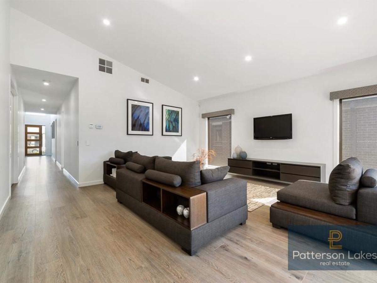 15 Erindale Street, Cranbourne West