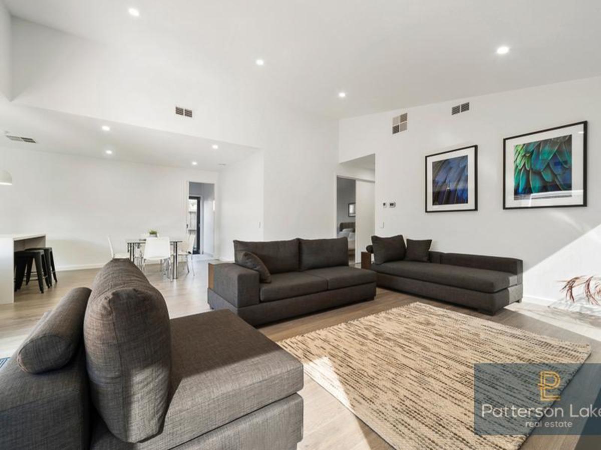 15 Erindale Street, Cranbourne West