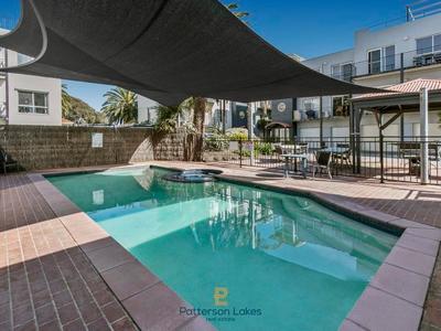 18 / 5 Thompson Road, Patterson Lakes