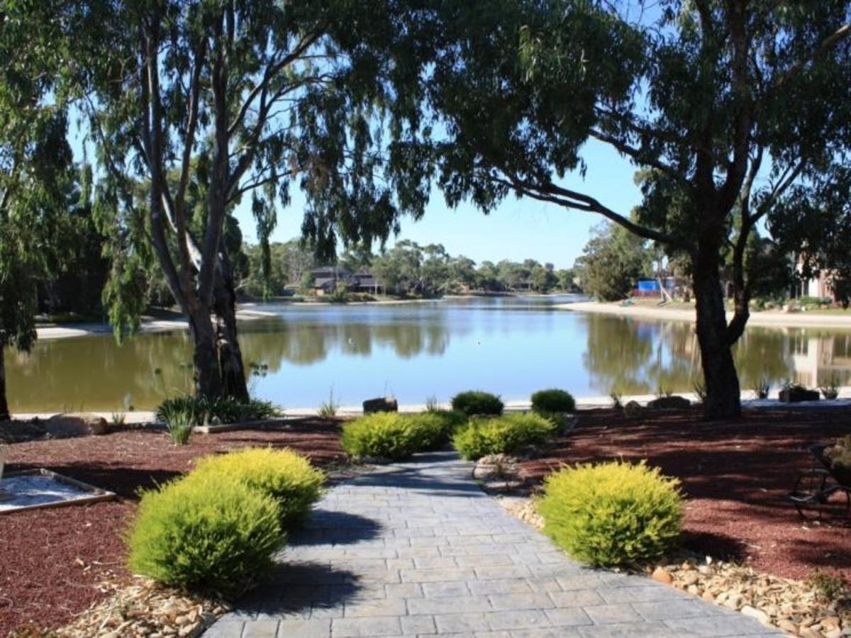 Lot 2, 11 Gladesville Boulevard, Patterson Lakes