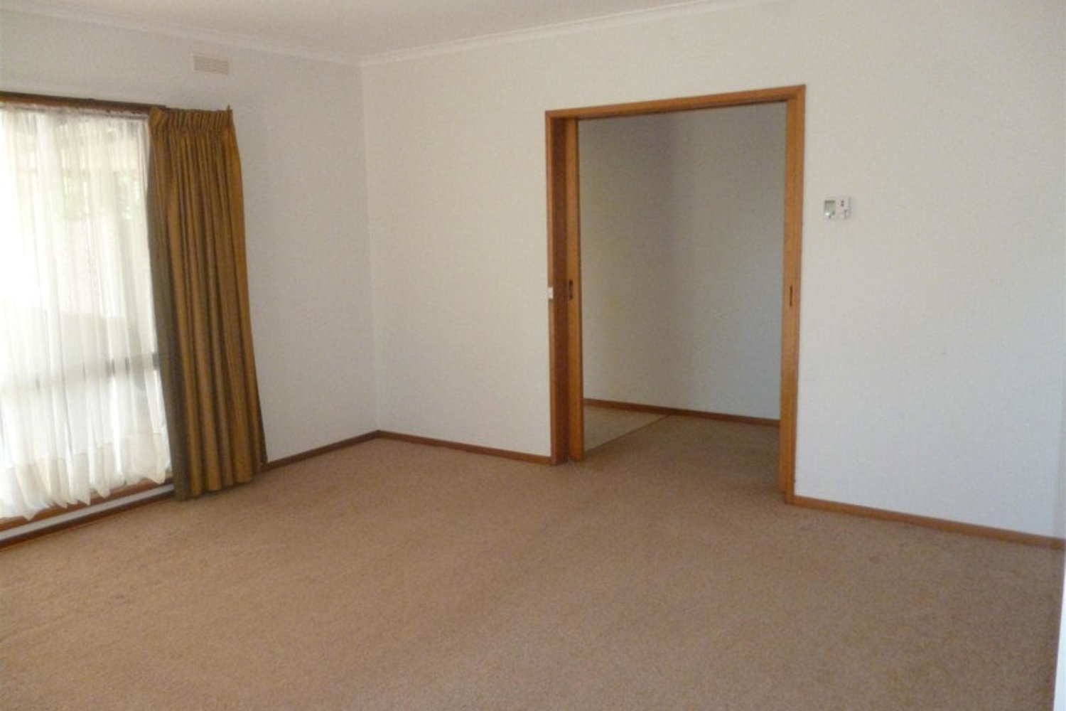 4 Drummond Street, Horsham
