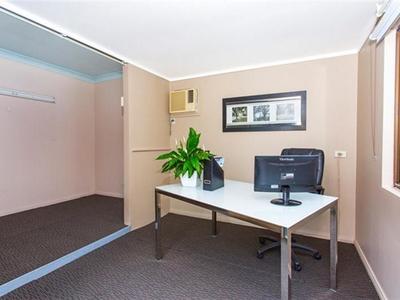 10 McGrath St, Fairy Meadow
