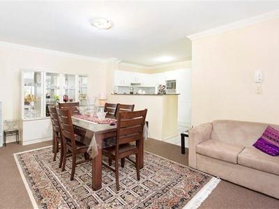 10 / 36-38 Loftus St, Wollongong