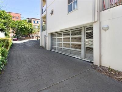 10 / 36-38 Loftus St, Wollongong