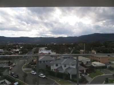 501 / 3 Grand Court, Fairy Meadow