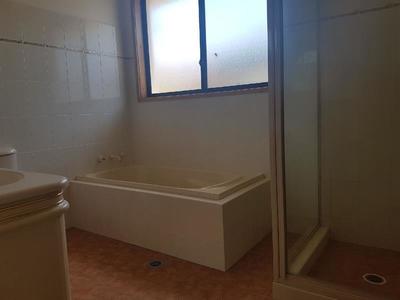 10B Guest Avenue, Fairy Meadow