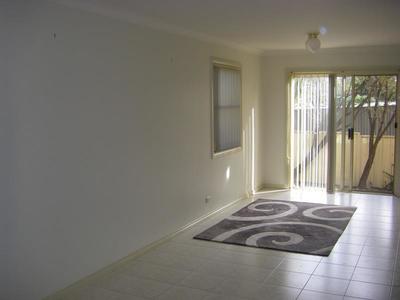 4 / 2A Benney Avenue, Figtree