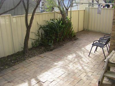 4 / 2A Benney Avenue, Figtree