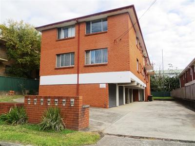 1 / 4 First Street, Wollongong