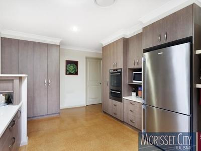 8 Sundial Drive, Morisset Park