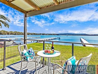 125 Grand Parade, Bonnells Bay