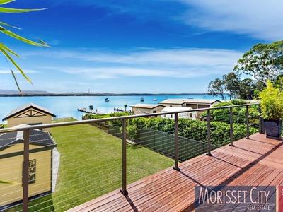 125 Grand Parade, Bonnells Bay