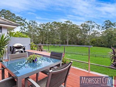 8 Ellenborough Drive, Cooranbong