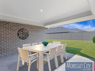 10 Carroll Circuit, Cooranbong