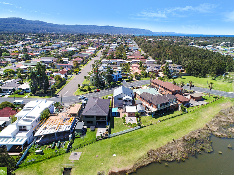 7 Lake Parade, East Corrimal