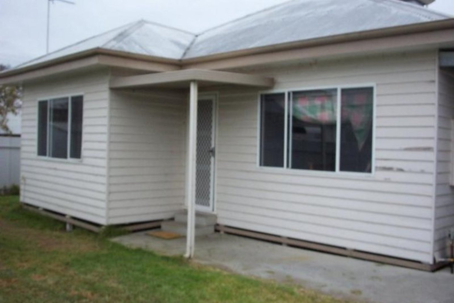 3B Stewart Street, Horsham