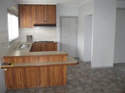 3B Stewart Street, Horsham