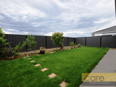 18 Arbourlea Boulevard, Cranbourne North