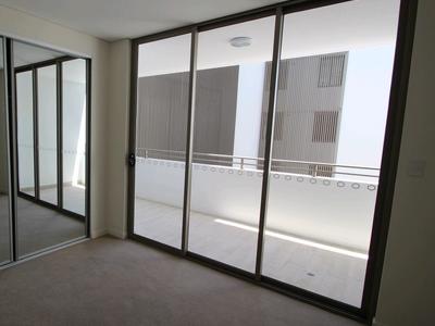 206 / 82  Bay Street , Botany