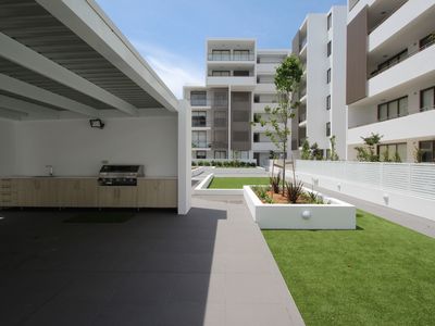 206 / 82  Bay Street , Botany
