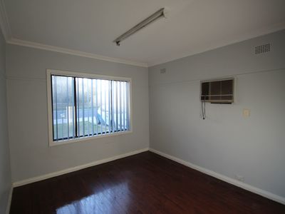 218 Waterloo Road, Greenacre