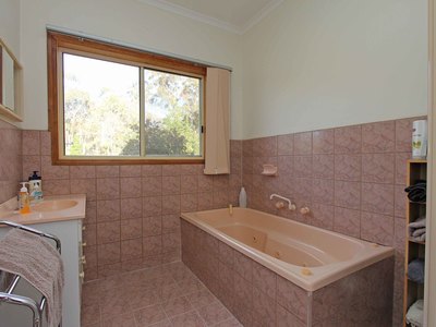 694 Northern Highway, Heathcote