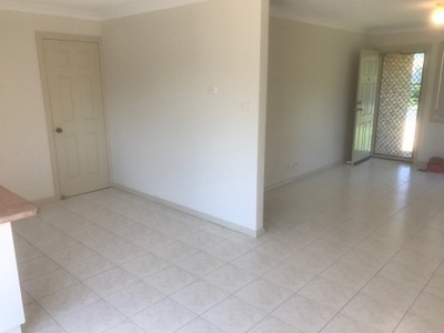 4 / 2A Benney Avenue, Figtree