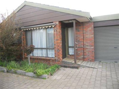 3 / 17 Pynsent Street, Horsham