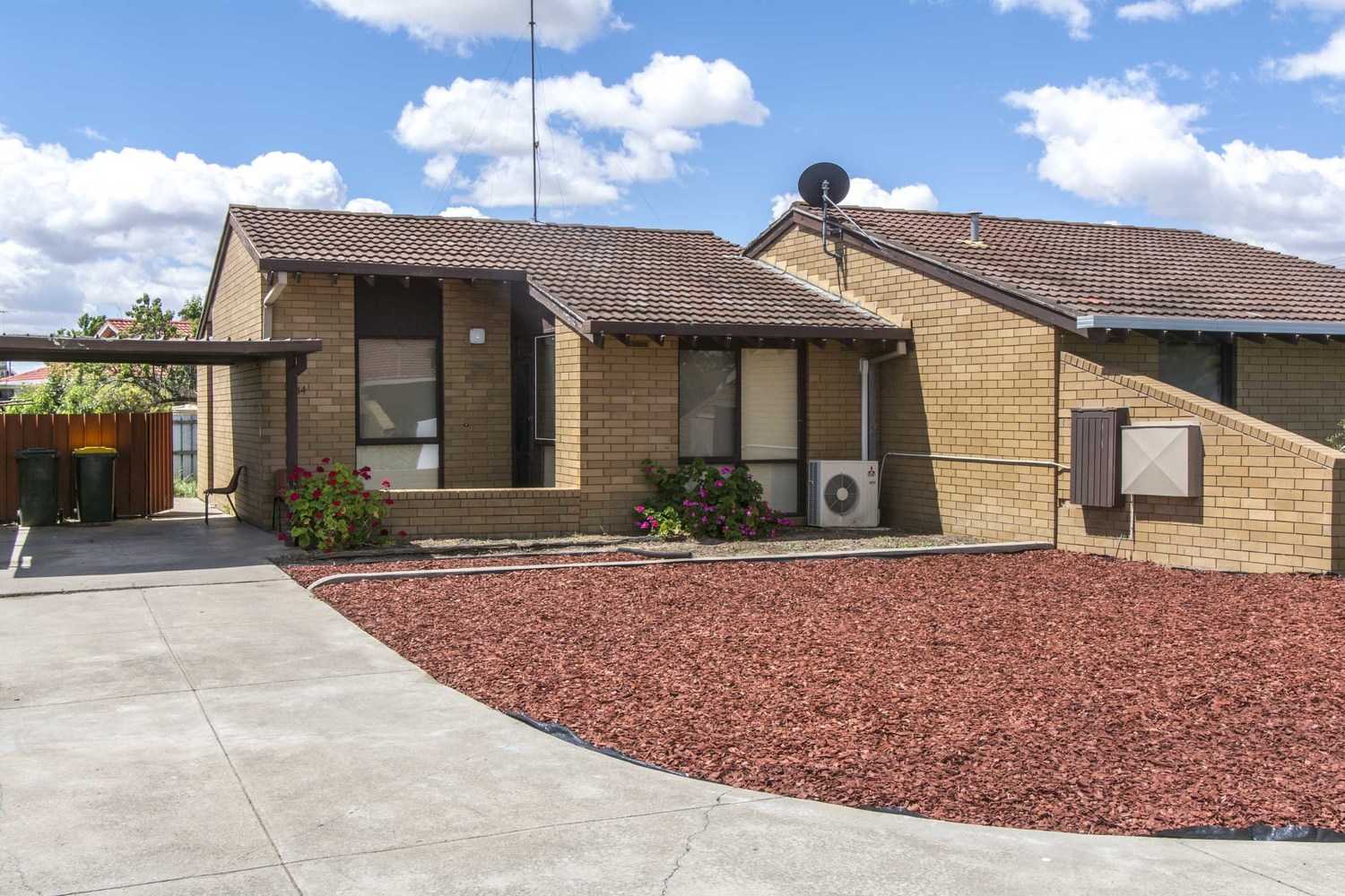 14 / 15 Begg Street, Horsham
