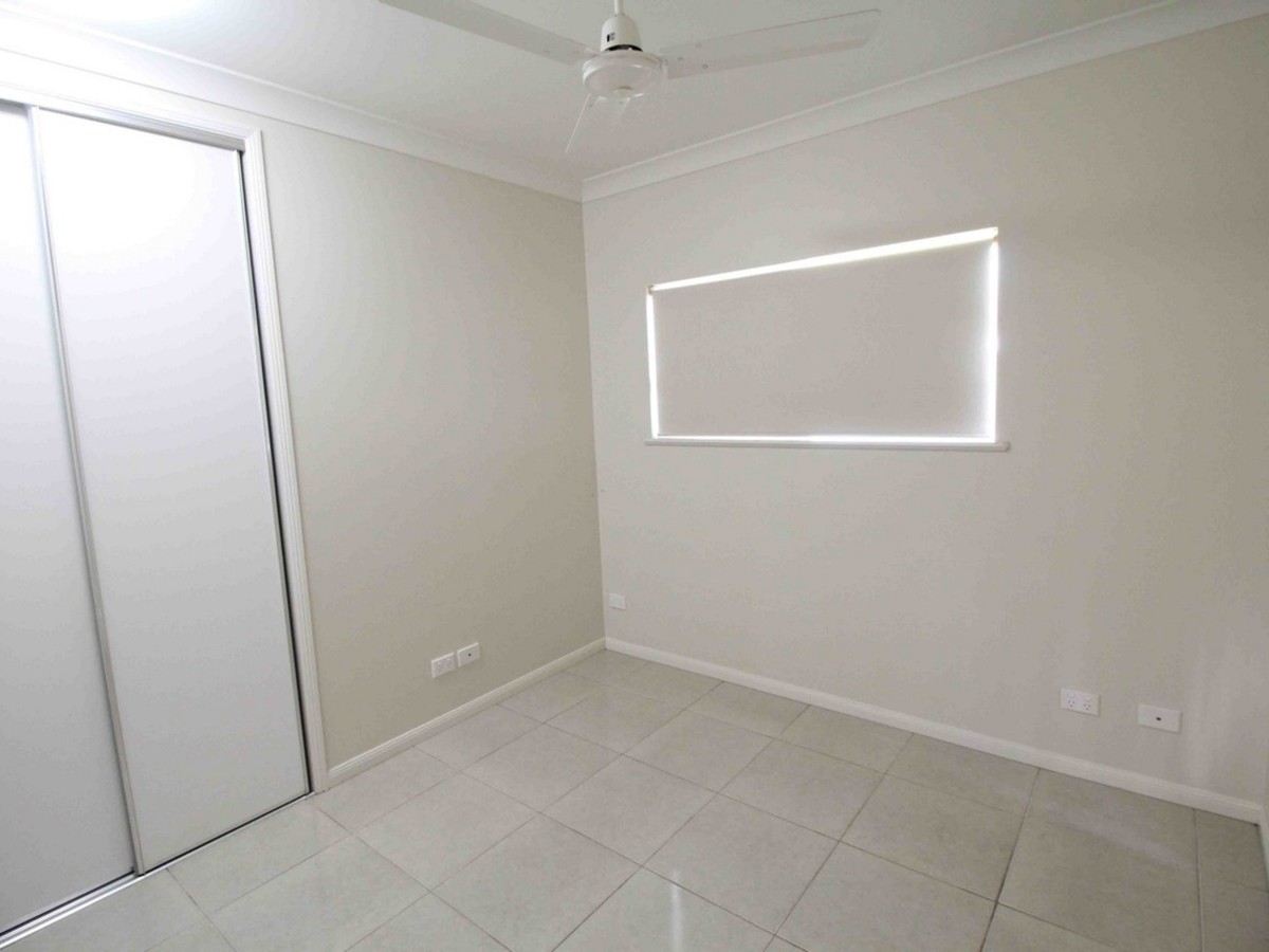 60 Danzer Drive, Atherton