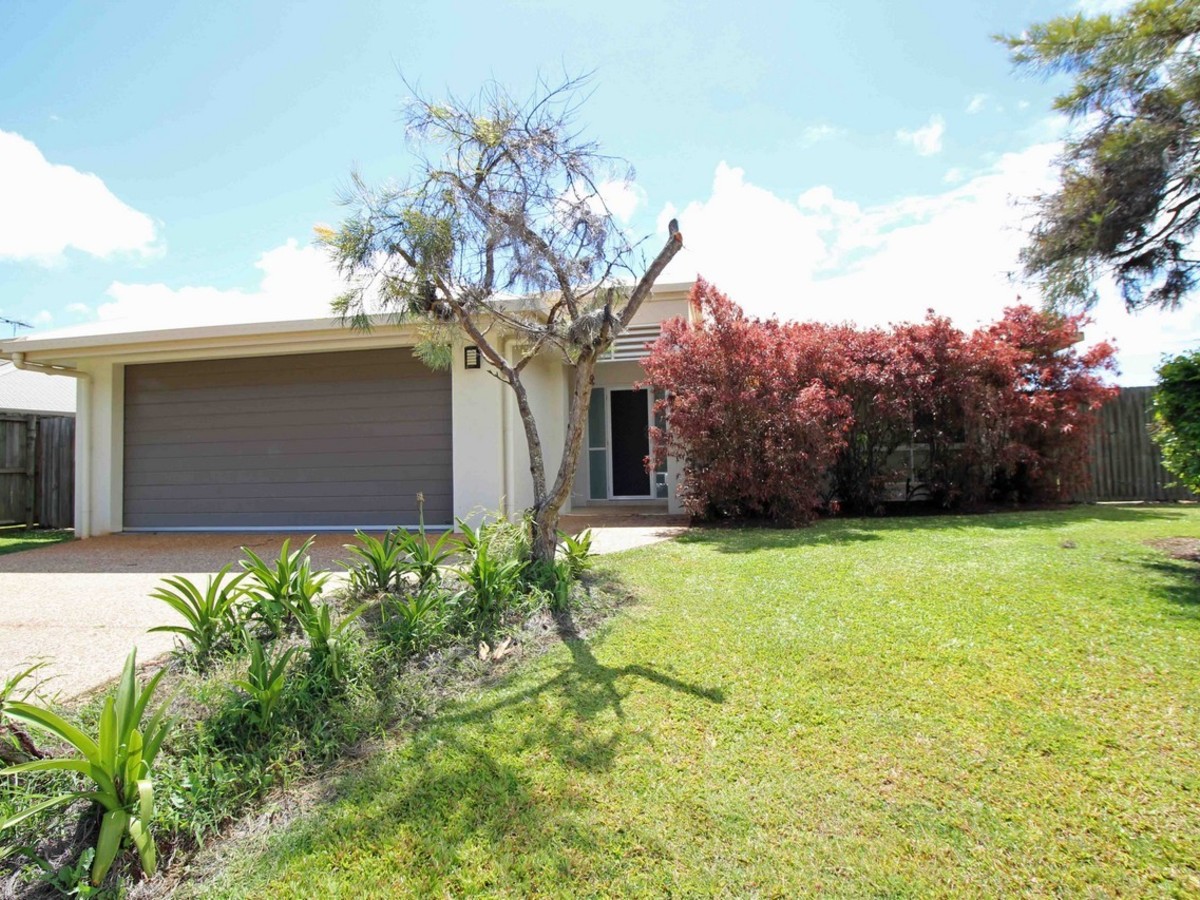 60 Danzer Drive, Atherton