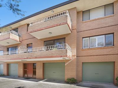 2 / 9 Matthews Street, Wollongong