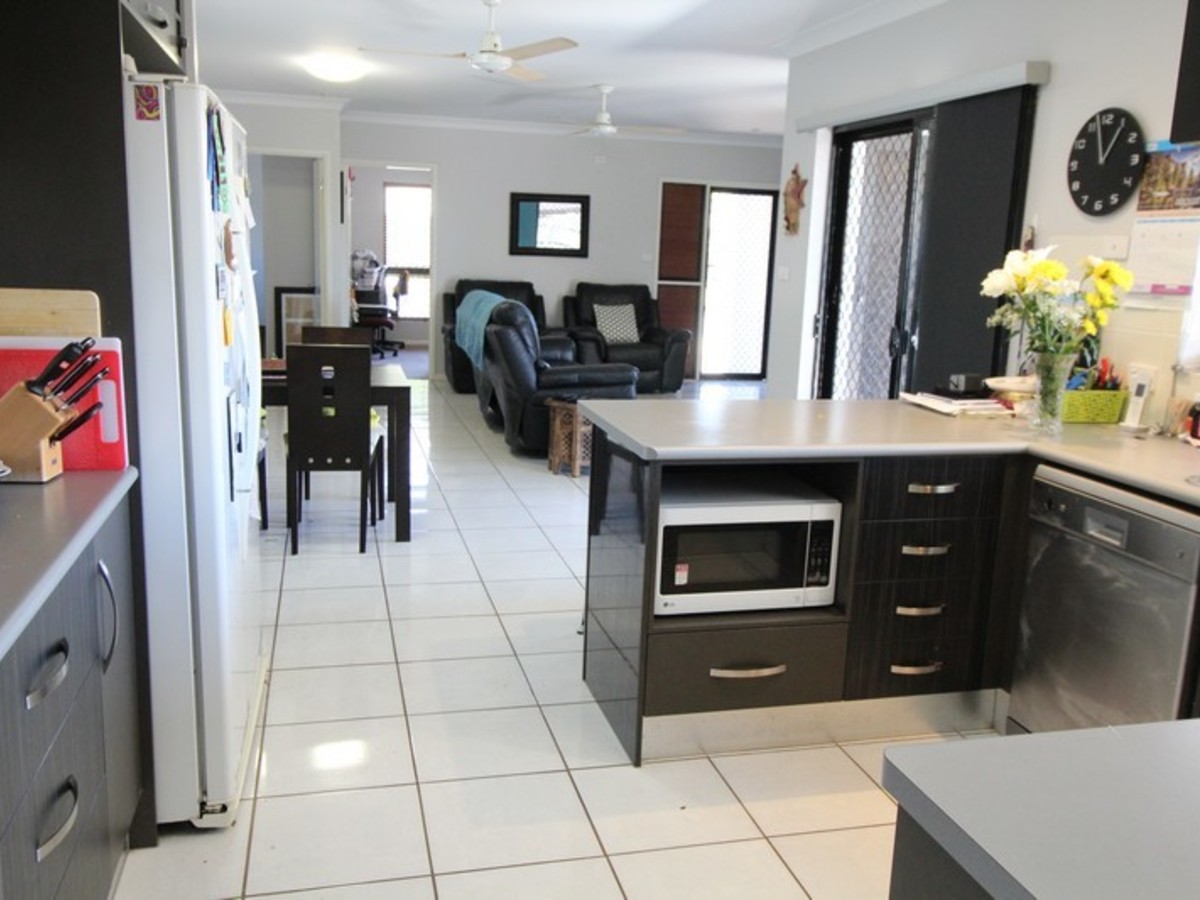 58 Danzer Drive, Atherton