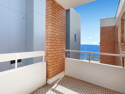 11 / 70 Cliff Road, North Wollongong