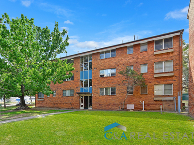 8 / 69 Priam Street, Chester Hill