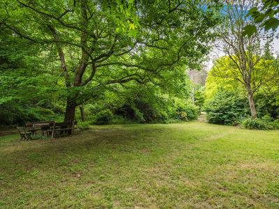 18 Douglas Road, Mount Macedon
