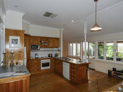 3 Dooen Road, Horsham