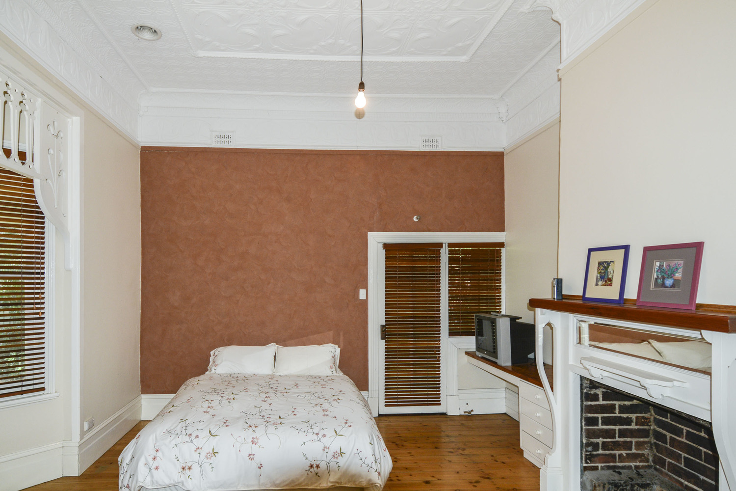 3 Dooen Road, Horsham