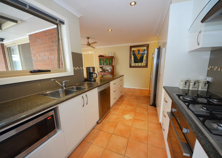 10 Lowan Court, Portland