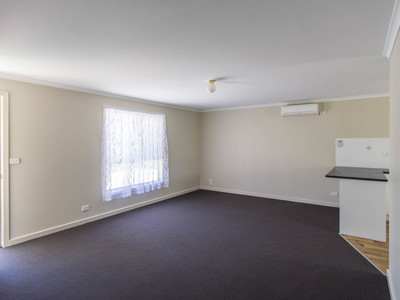 2 / 26 Philip Street, Horsham