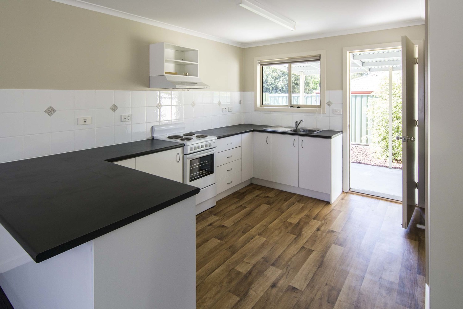 2 / 26 Philip Street, Horsham