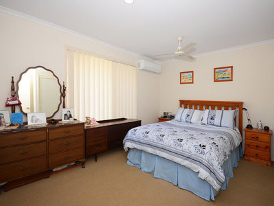 34 Topaz Circuit, Urangan