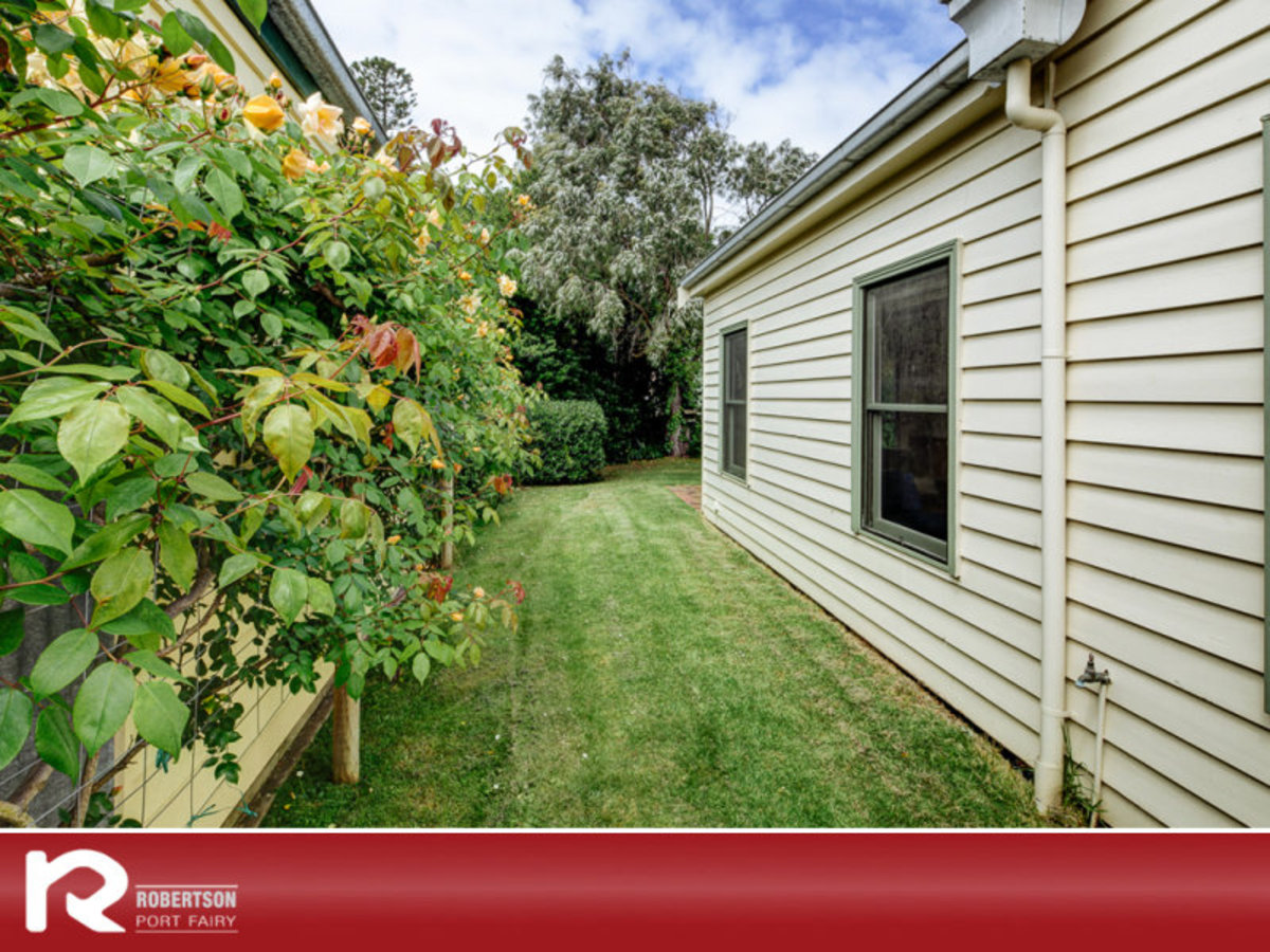9 Wishart Street, Port Fairy Robertson Port Fairy