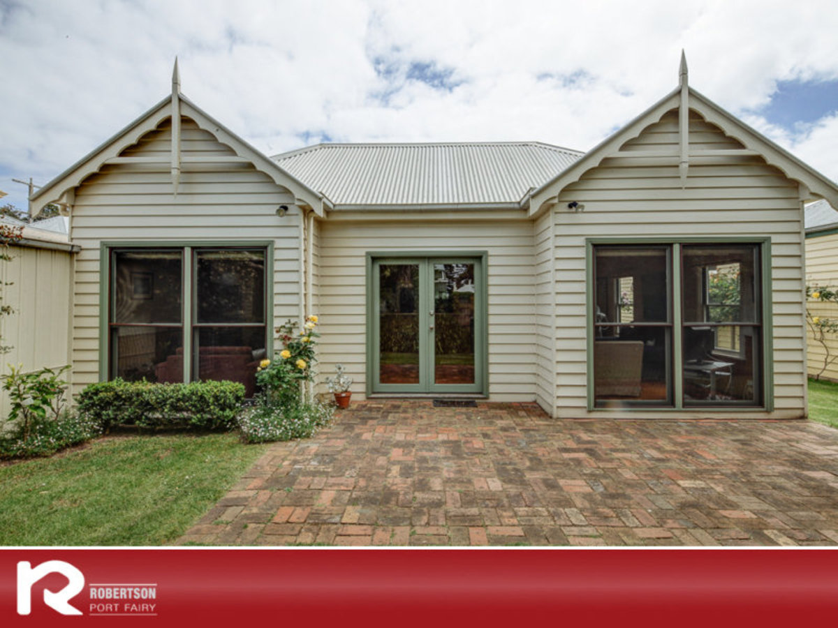 9 Wishart Street, Port Fairy Robertson Port Fairy