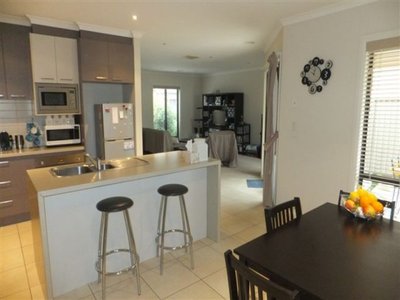 2 / 7-9 Curlew Place, Shepparton