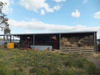 Kialla East