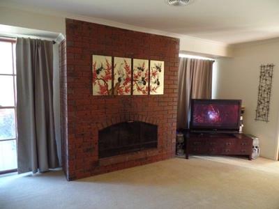 24 Hotham Crescent, Shepparton